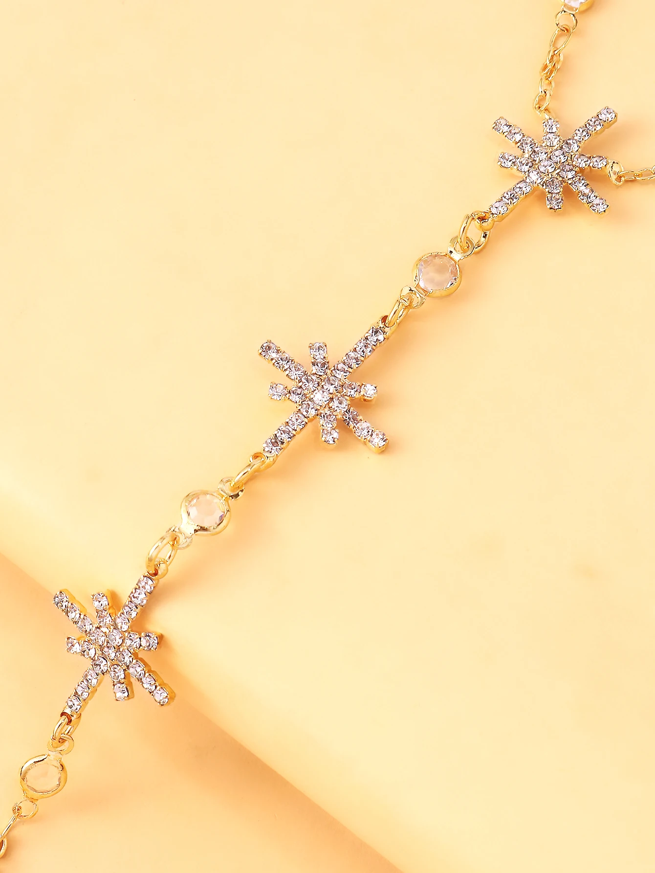 1pc Sparkling Star Rhinestone Hand Chain Bracelet for Women, Double Finger Ring Bracelet for Wedding Party Prom Evening Jewelry