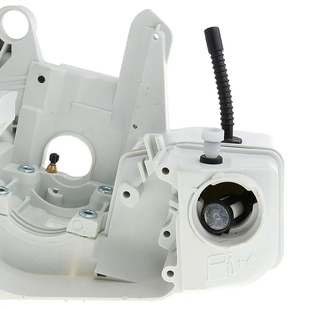 Chainsaw Fuel Tank Assembly Replacement Crankcase in Plastic Fits for 021 023 025 MS210 MS230 MS250 Garden Accessory