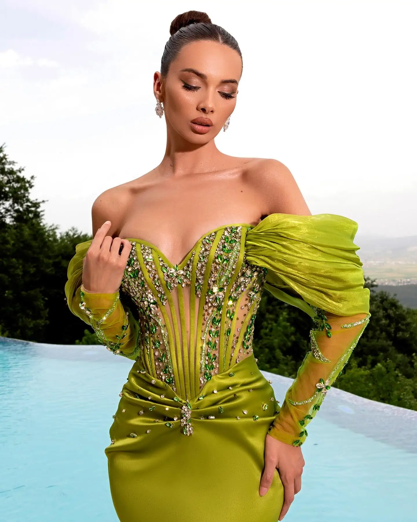 Olive Green Mermaid Prom Dresses Long for Women 2025 Beading Crystal Corset Satin Off the Shoulder Formal Evening Gowns