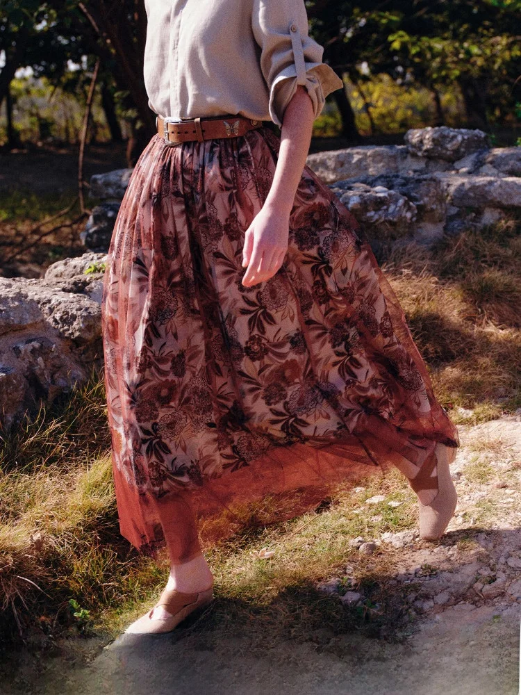 

Retro Silk Garden Skirt with Large A-Line Tulle Underlay Tee-Layer Design 6MM Silk Ink Print f Skirt by XiaoChong