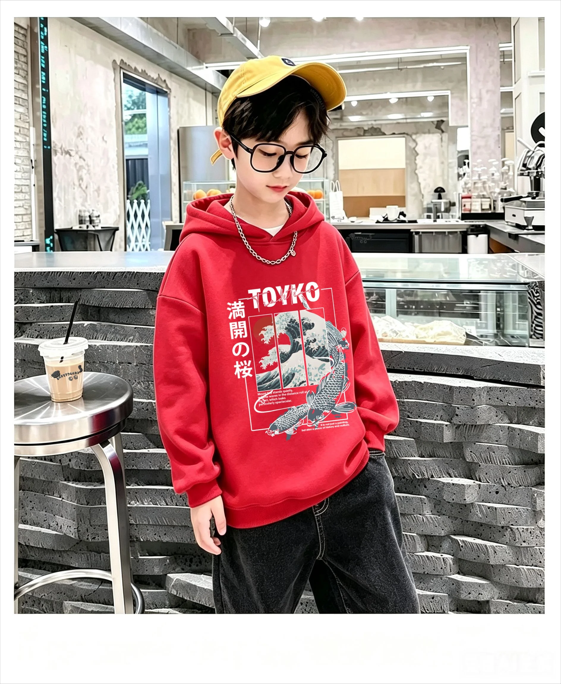 Japanese-style wave koi fish trend-printed children's hooded sweatshirt.Loose oversized children's fall/winter daily warm-up top