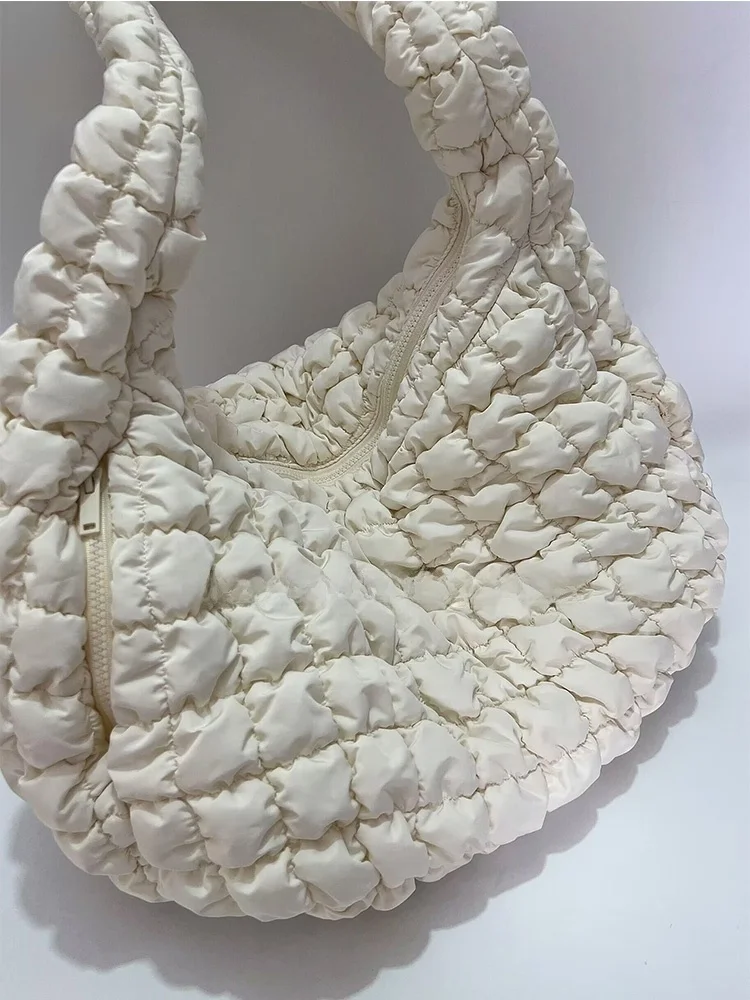New 2024 Lightweight Casual Women's down Folded Cloud Bag Large Capacity Slant Crossbody Shoulder Bag Simple Style Soft Handle