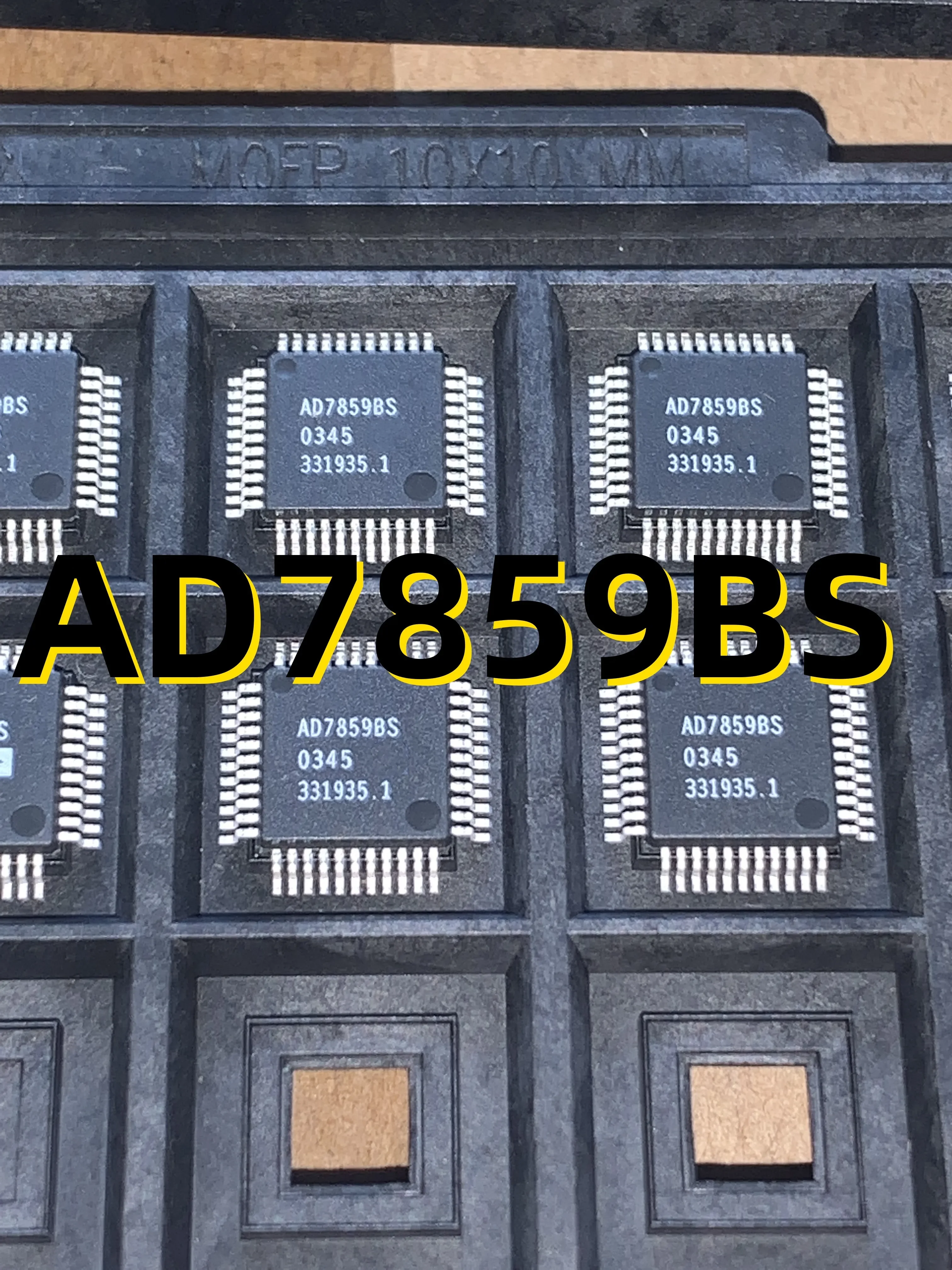 

AD7859BS 03+ QFP44
