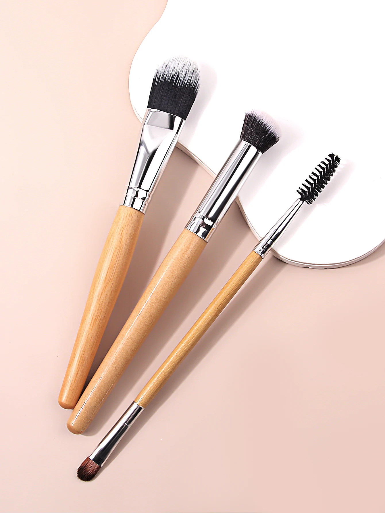 초보자용 나무 손잡이 더블 헤드 마스카라 브러시, 아이섀도우 브러시, 파운데이션 브러시, 다기능 메이크업 브러시 도구, 3 개