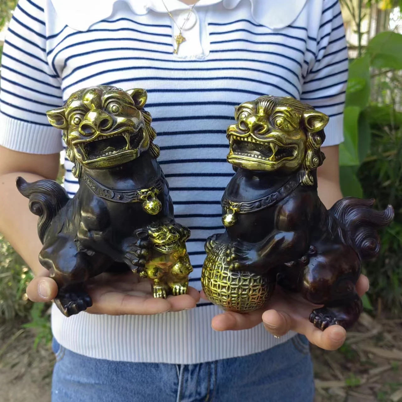 

Pair Vintage style Copper Fu Foo Lion Statue Pair Signed,Old Antiques Chinese Bronze Fu Foo Dog Guardian Lion Statues, Marked