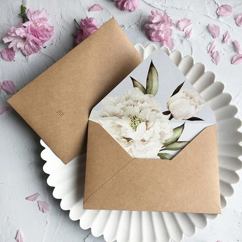 5Pcs/ Lot Custom 11x16.5CM Kraft Paper Envelope Colored Flowers Lining Pattern Gift Card Envelope Invitation Letter Envelope