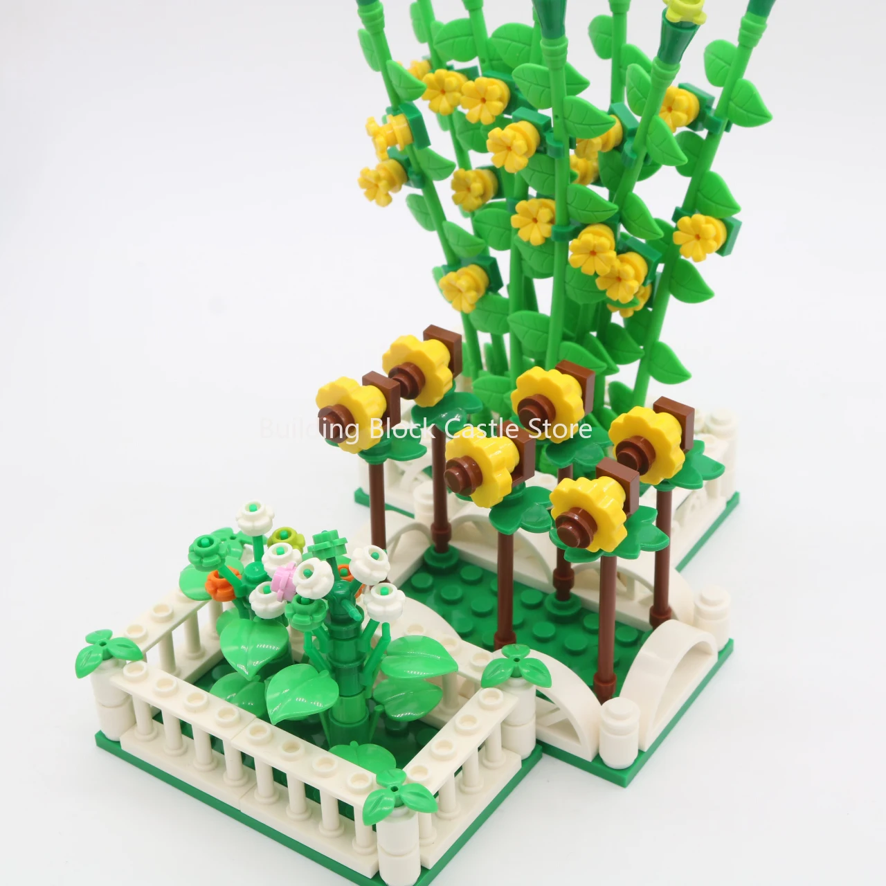 MOC Creative Garden with Cactus, Tulip, Sunflower, Vine Flower for Plant Building Small Particle Building Block Parts.