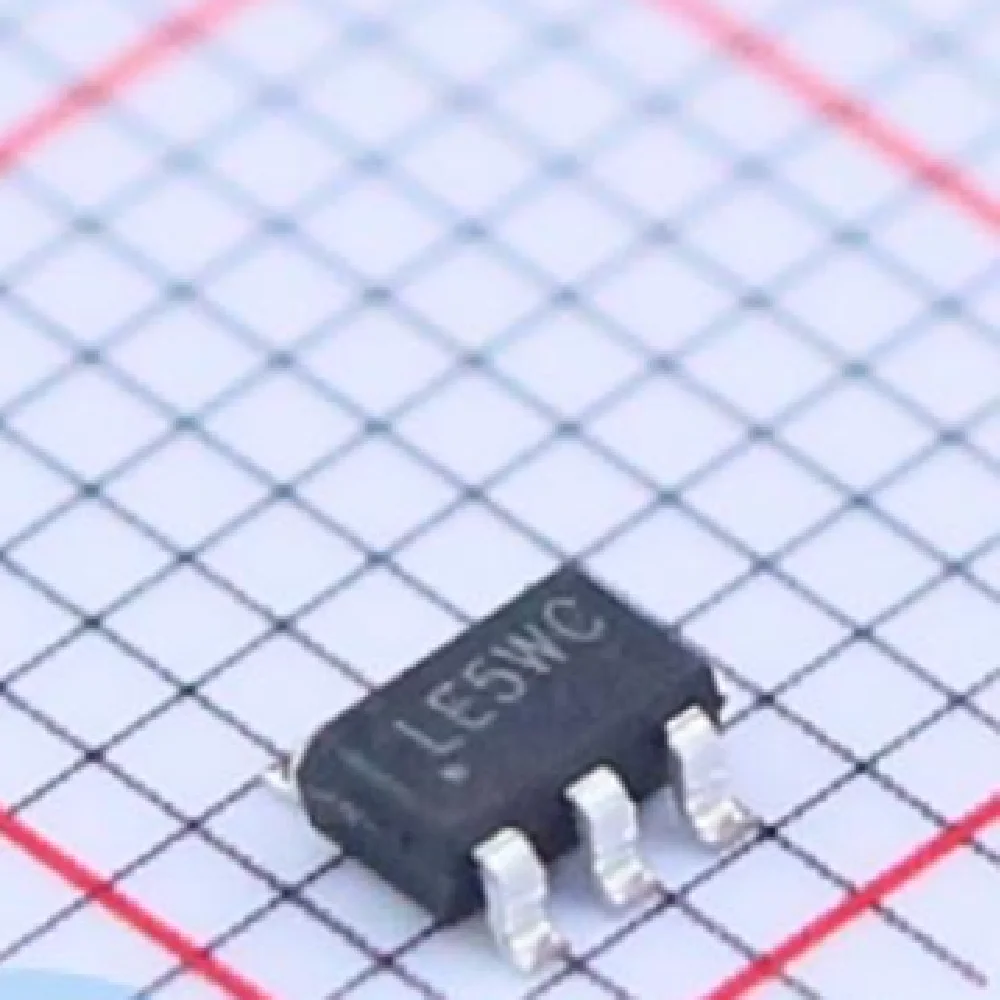 (10pcs) (Marking LE*** LE5WC LECRA ) SOT23-6 DCDC boost converter voltage regulator chip