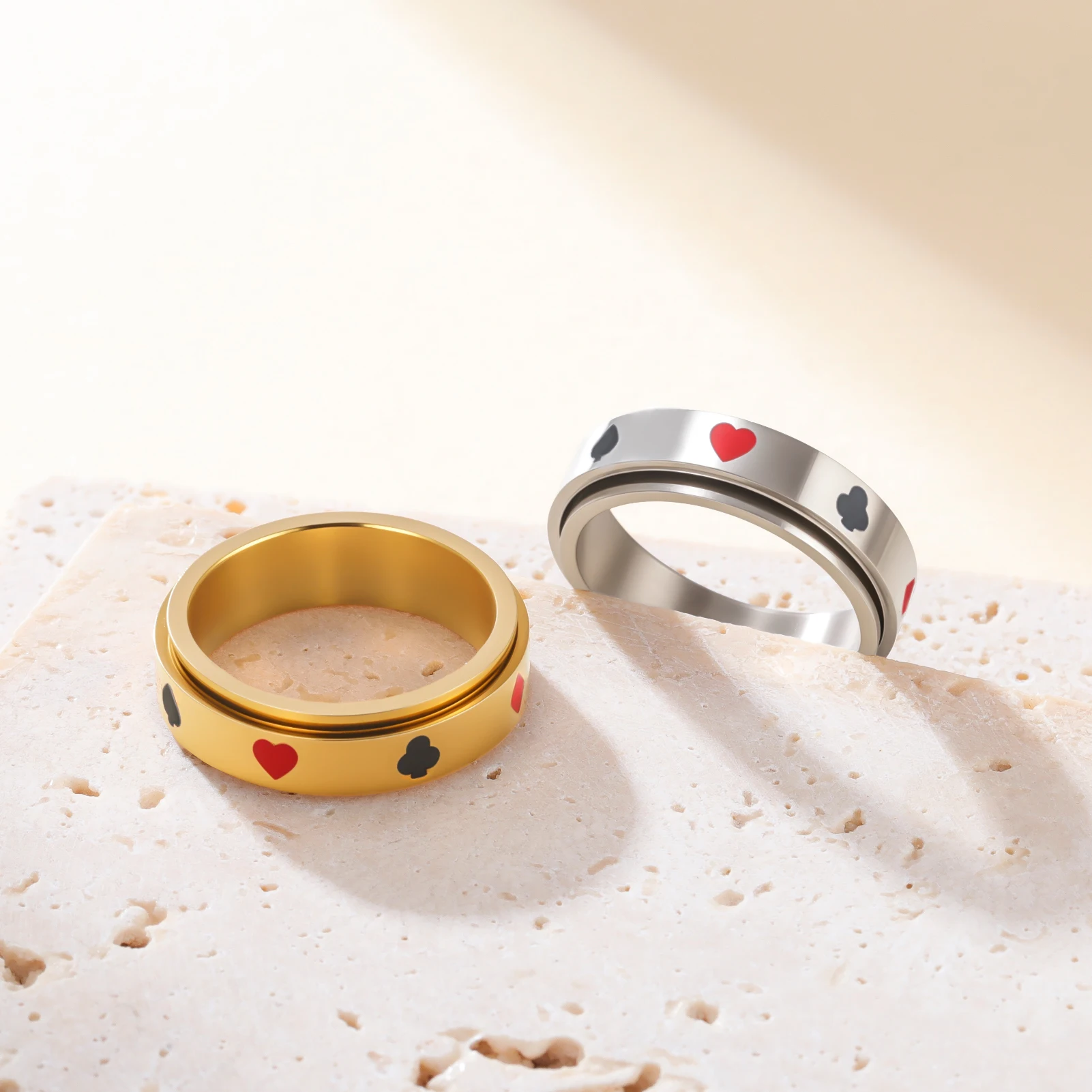 1PC Fashion Spinable Poker Card Ace Heart Ring Stainless Steel Spades Heart Pattern Fashion Charm Ring Lucky Jewelry Gift