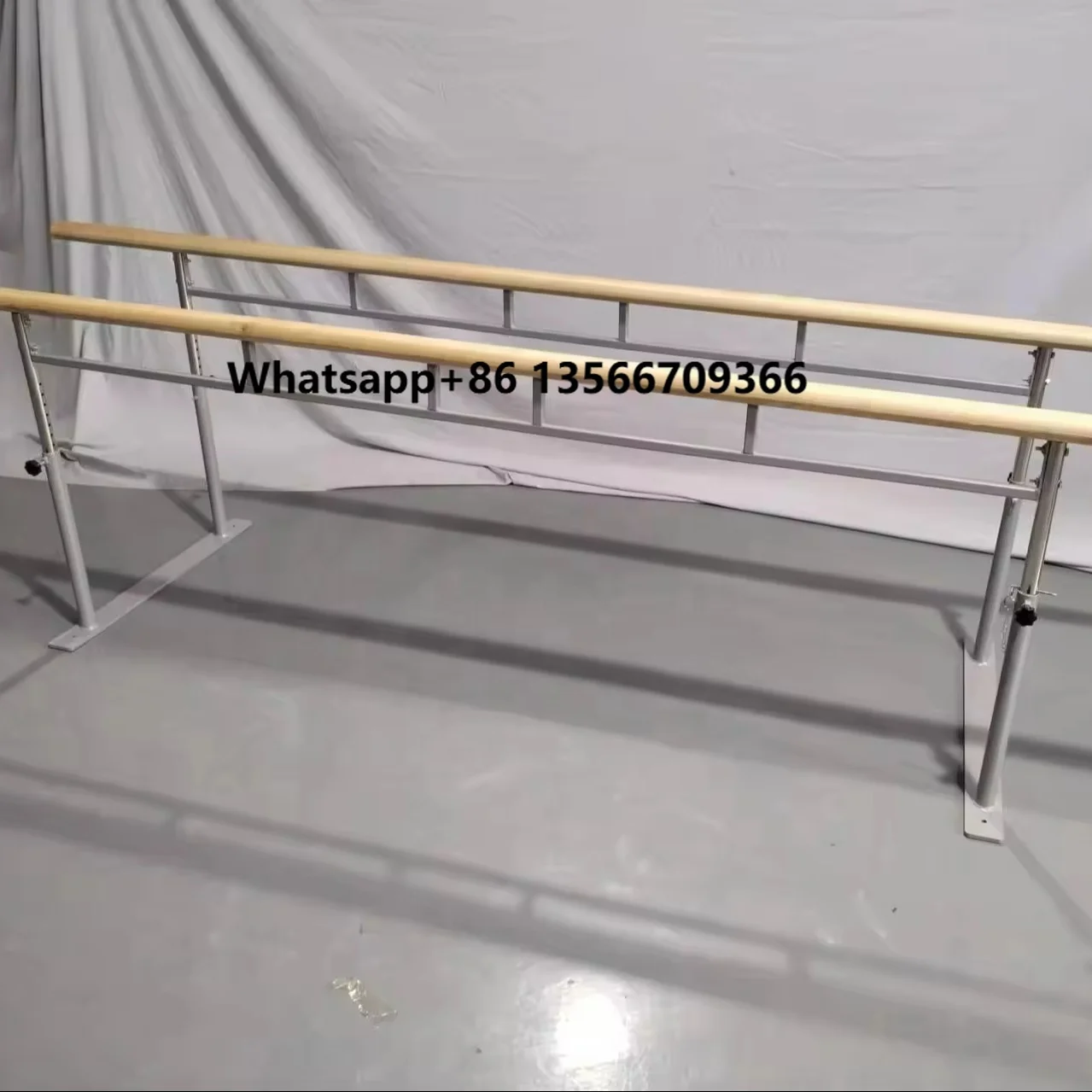 

New Arrival Sports Equipment Wooden Height Adjustable Leg Pressing Ballet Bar Portable Dancing Pole for Sale