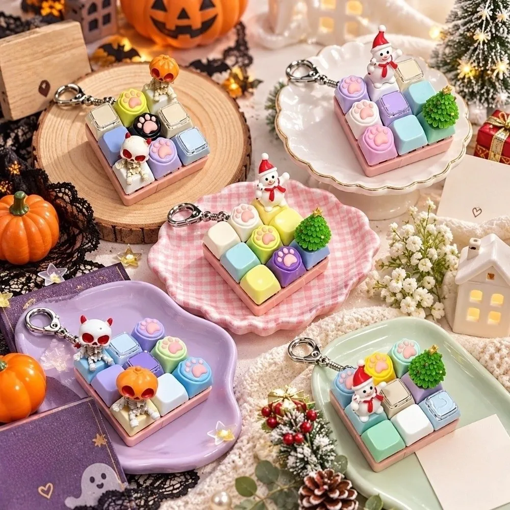 9 Tasten Keycap Fidget Schlüsselanhänger Katzenpfote Weihnachts-Schneemann Tastatur Finger Weihnachtsbaum Halloween Totenkopf Fidget-Taste Keycap-Anhänger – Detail 6