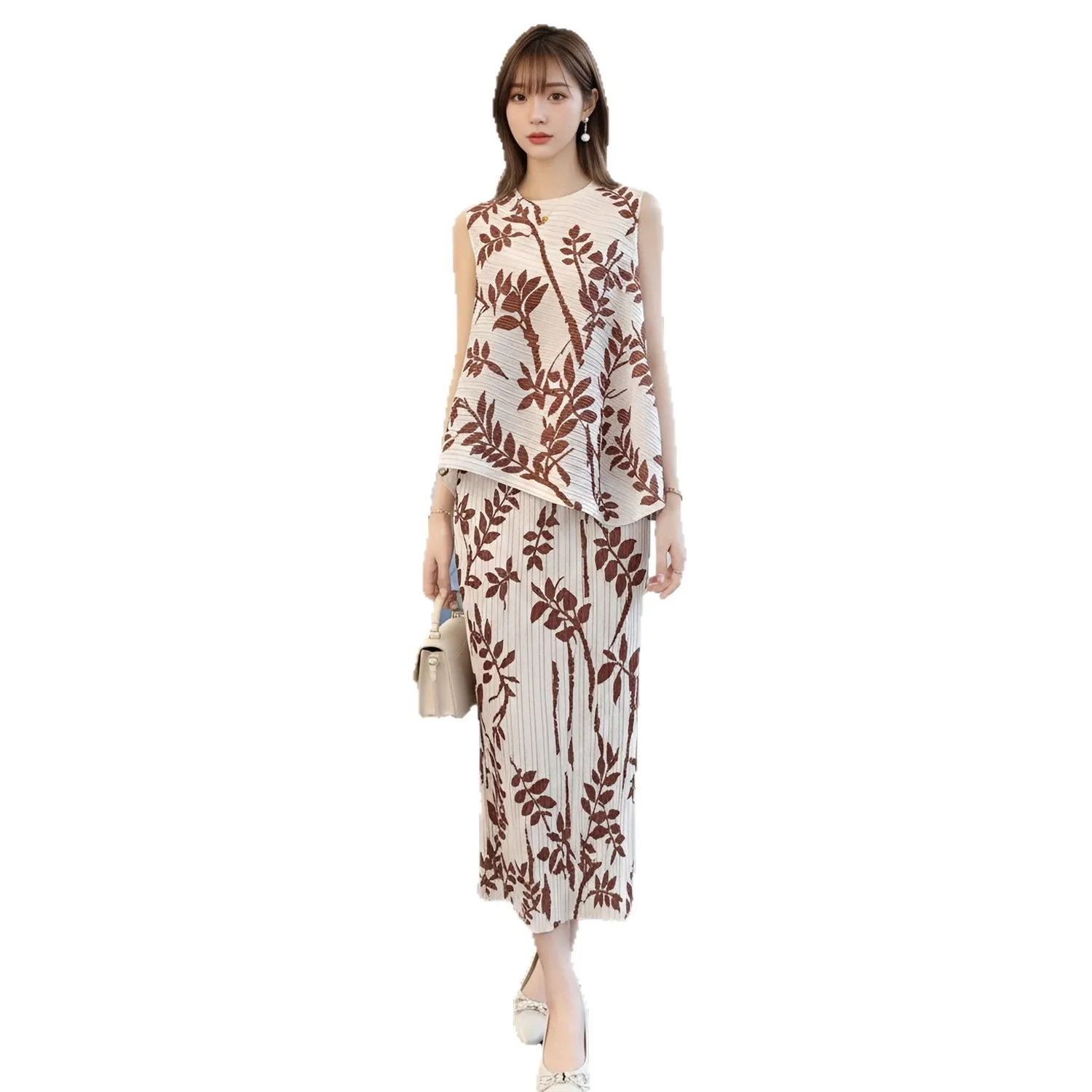 Miyake Pleated Women's Casual Suit 2006 Summer Japanese Design Seaside Vacation Loose Vest Top Half Skirt High-end Two-piece Set