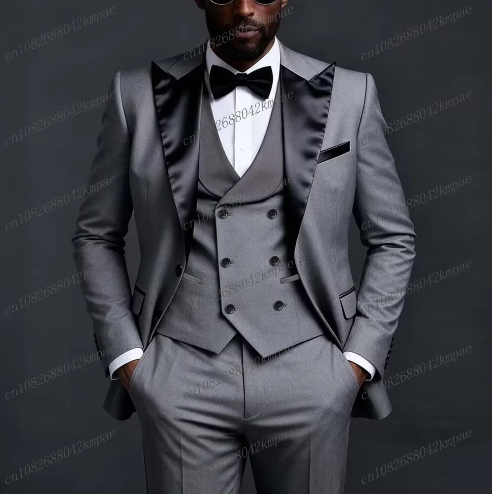 

Серый деловой мужской костюм с черным воротником, жених, жениха, свадебной вечеринки, выпускного вечера, деловые мужские смокинги, комплект из 3 предметов, пиджак, жилет, брюки