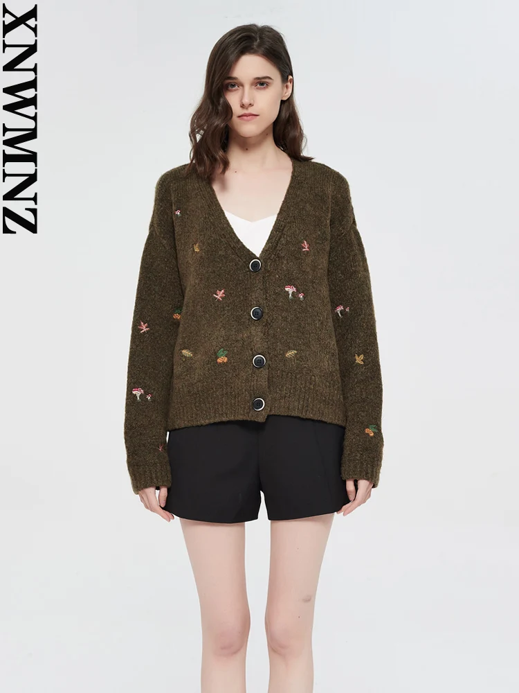 XNWMNZ women Vintage knit cardigan with embroidery Long sleeves V-neck ribbed trims Cardigan Female Elegant sweater Outerwear