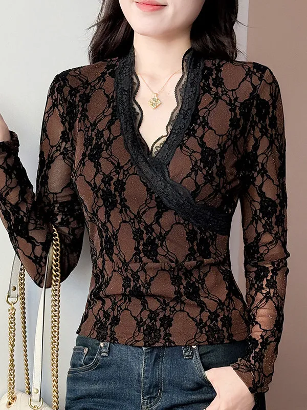 Slim Fit Long Sleeve V-Neck Lace Trim Base Shirt T-Shirt Thinming Effect Casual Style Autumn Fashion for Women