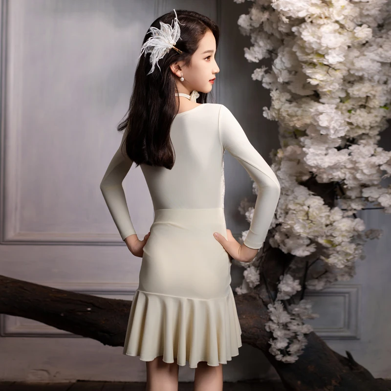 2025 Kinderen Latin Dansvoorstelling Kostuums Voor Meisjes Lange Mouwen Split Rokken Oefenoutfits Samba Chacha Latin Wear