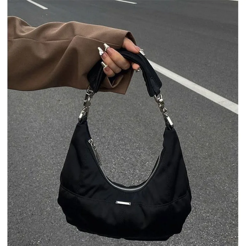 Sac à Main Rétro Noir Minimaliste Haut de Gamme pour Femme, Sous les Bras