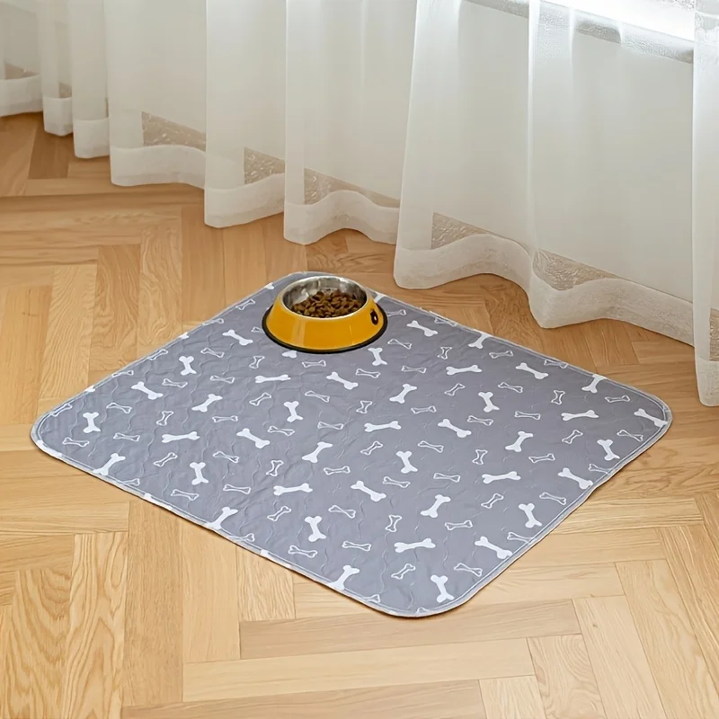 وسادات تبول للكلاب قابلة للغسل، قطعتان مقاس 18 بوصة × 24 بوصة / 34 بوصة × 36 بوصة قابلة لإعادة الاستخدام، وسادات تبول ماصة للأمهات مع طباعة عظام، وسادات تدريب للحيوانات الأليفة مقاومة للماء غير قابلة للانزلاق، مناسبة للأرائك، شرائح #2