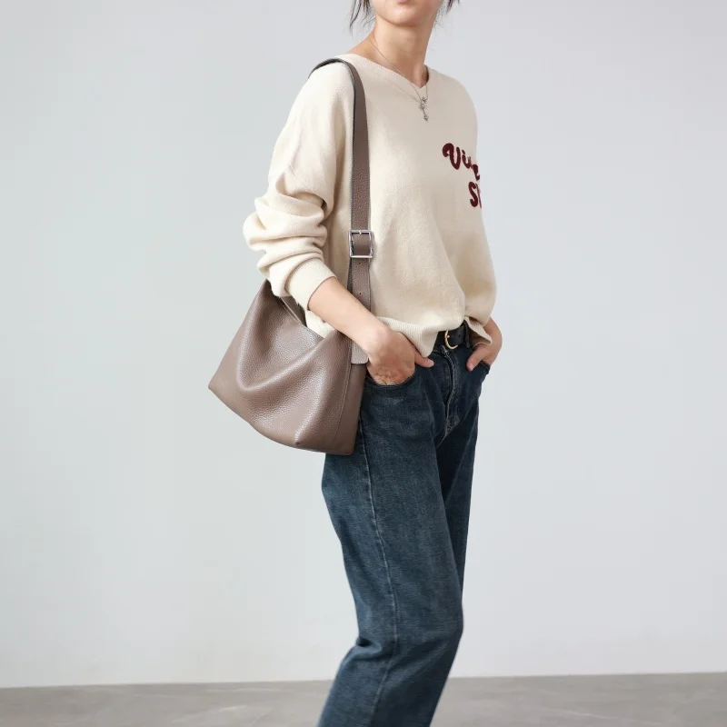 حقائب كروس نسائية كبيرة الحجم من الجلد الطبيعي حقيبة كتف فاخرة وناعمة وسميكة #5