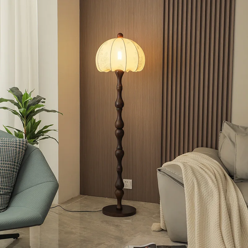 Retro Log Wind mittelalterliche Stehlampe Wohnzimmer