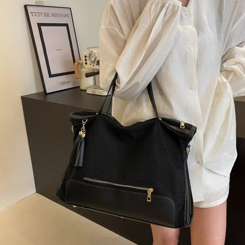 

Elegant Women Vintage Clutch Bag For Casual Leisure Business Stylish Minimalist Unique Leather Classic