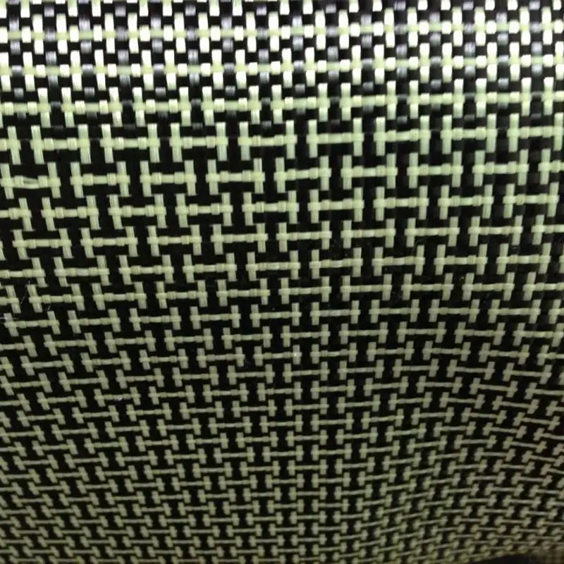 1100D / 3K 200gsm żółty Kevlar i włókno węglowe mieszane tkaniny zwykły hybrydowy węgiel Kevlar tkaniny 12 "/30cm lub 20" 50cm x 100cm — zdjęcie 2