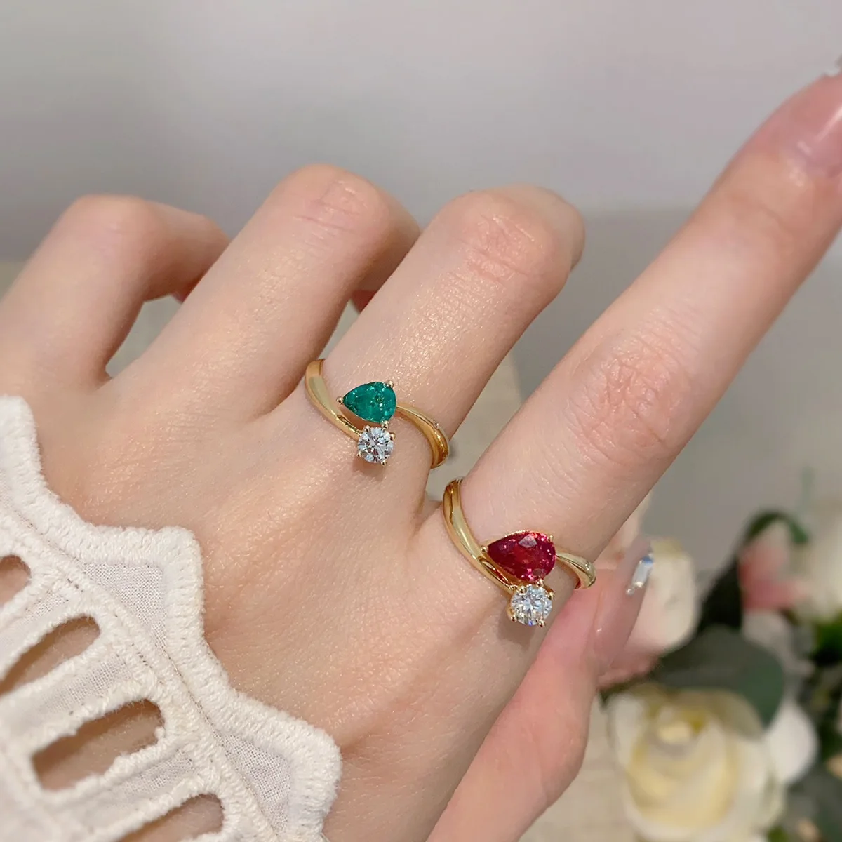 

Minimalism 925 Silver Teardrop Cut Ruby Emerald Rings Two-gemstones Zircon Finger Band For Women Luxury Niche Hand Jewelry Gifts