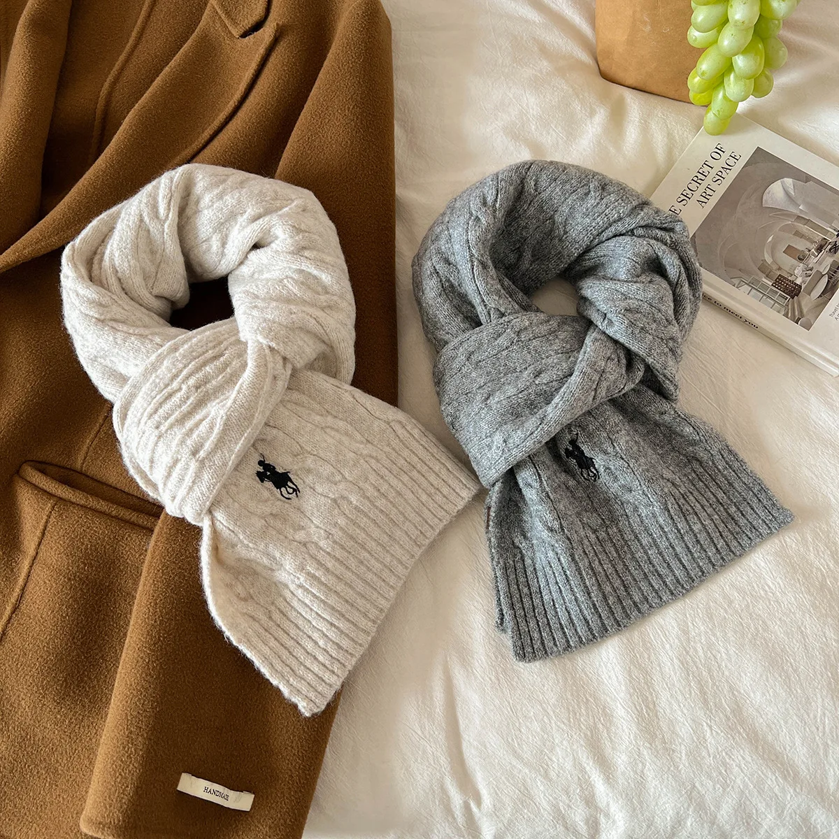 New 100% Australian Wool Scarf Twisted Cable Knit British Vintage Embroidered Knitted Bear Scarf Thickened for Warmth