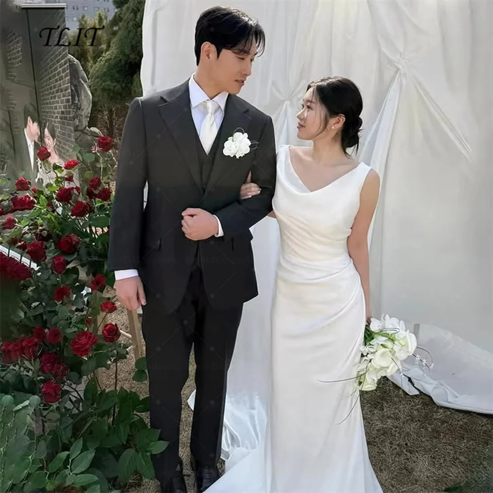 TLIT Customized Ivory Wedding Dress V-Neck Sleeveless A-line Sweep Train Korea Wedding Dress Photo Shoot 웨딩드레스