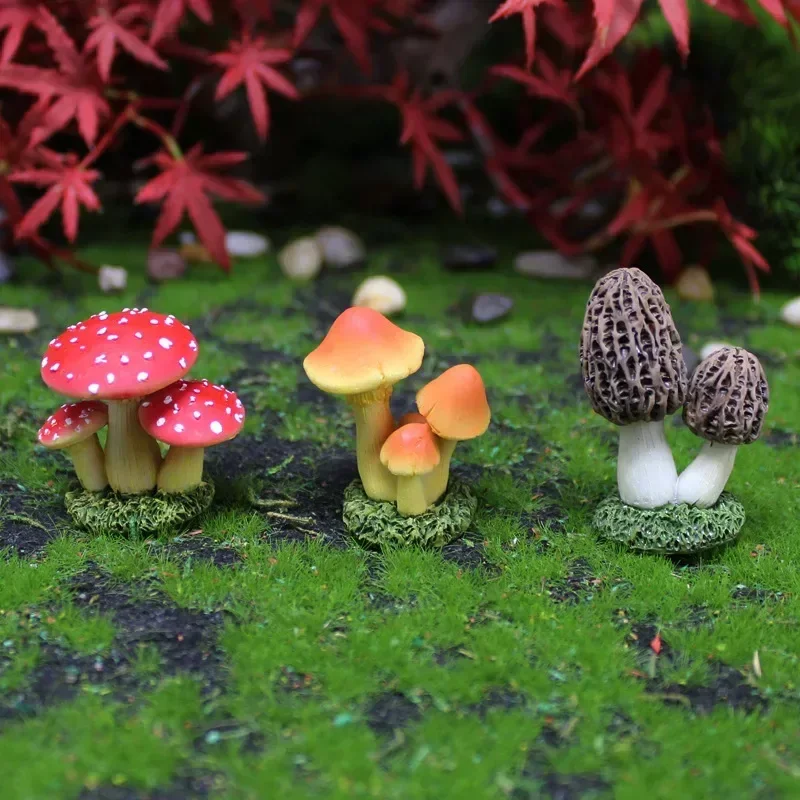 Mini Resin Mushroom Shaped Statue Waterproof Miniature Gift for Patio Bonsai Dollhouse Fairy Garden Desk Decoration Home Decor