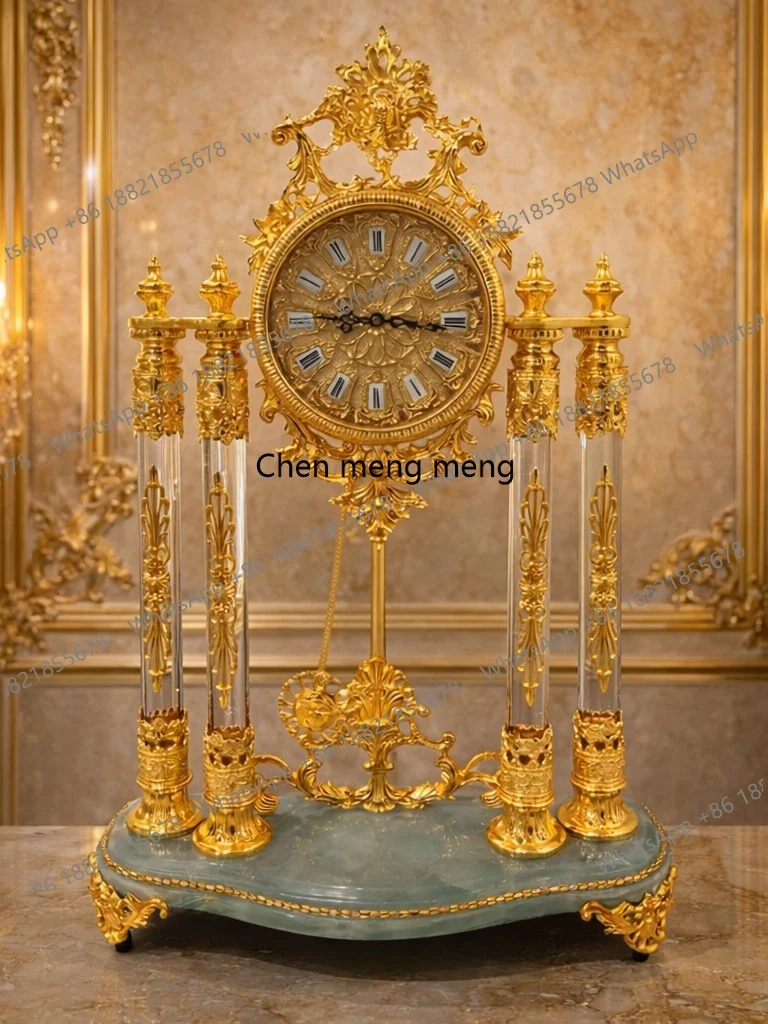 

Retro and elegant golden small seat clock villa living room bedroom desktop decoration copper bell high-end handmade
