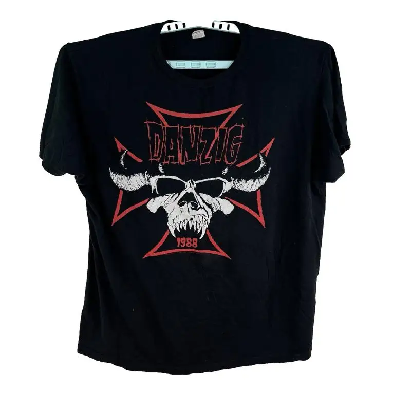 

Danzig Revolver 2022 Concert US Tour T-Shirt Mens Size XL Black Optima Tag