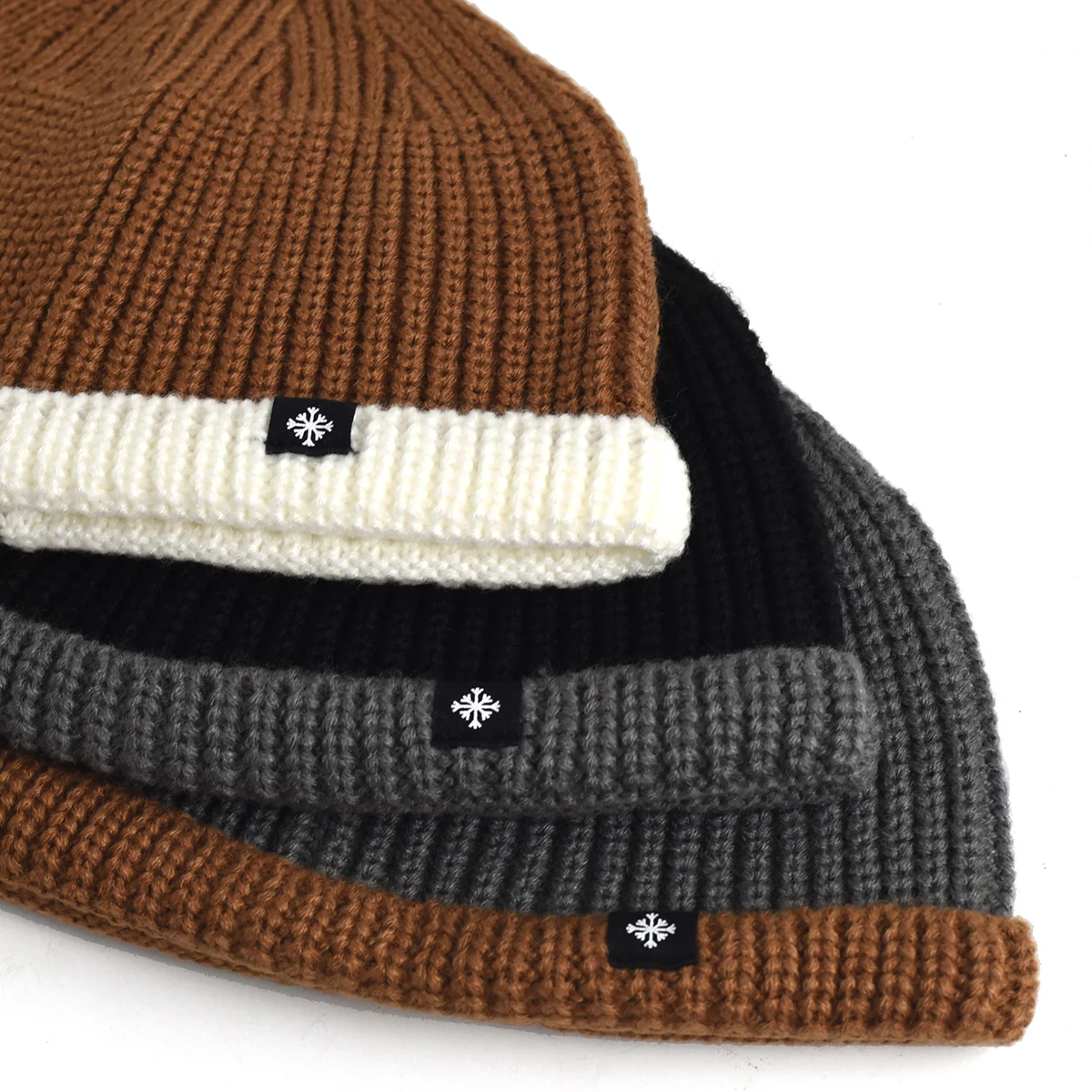 Weiche Strickmütze, Wintermütze, winddicht, dick, warm, mit Ohrenschutz für Männer und Frauen, Outdoor, Hip Hop – Detail 3