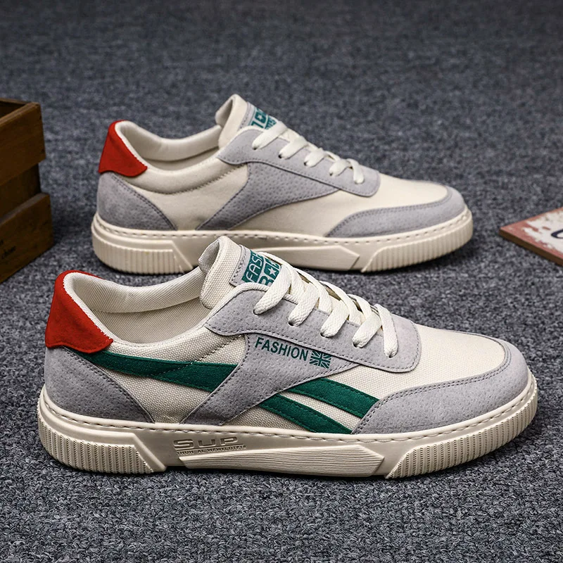 

2026 Summer New Men's Breathable Versatile Skateboarding Shoes Men's Soft Bottom Casual Sports Trend Fashion Canvas Shoes