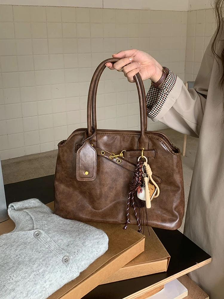 

2025 new retro briefcase versatile large capacity shoulder bag fashionable casual women's daily commuting women's bag handbag