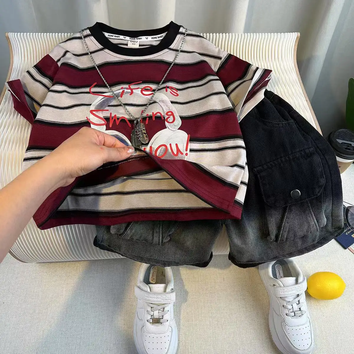 

Children's Clothing Boys' Summer Set 2025 New Internet Famous Boys' Baby Striped Short Sleeved T-shirt Shorts Two-piece Set