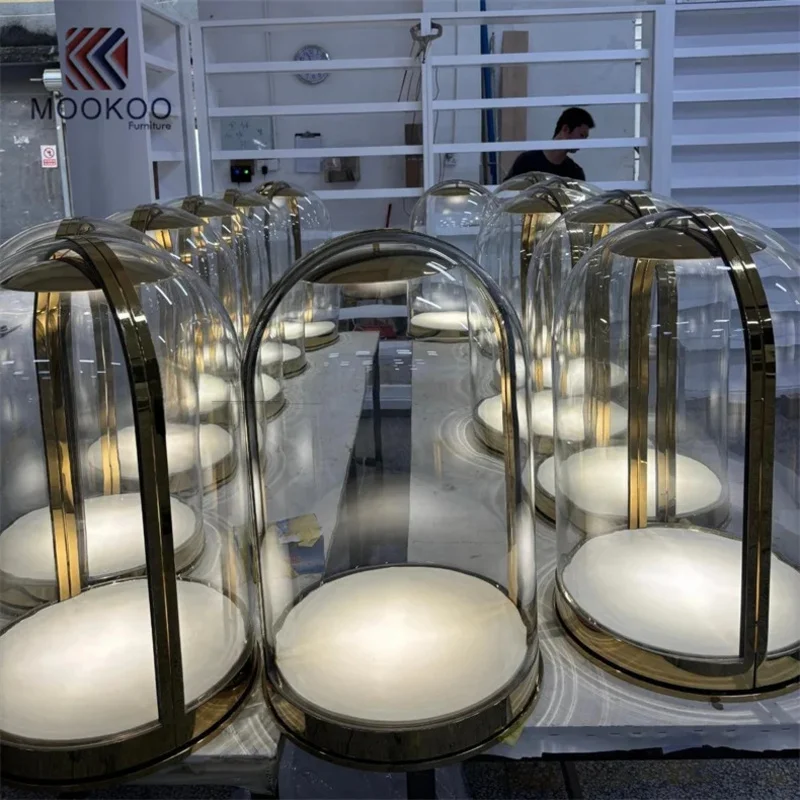 custom.Metal Ultra-Glass Display Cloches Jewelry Display Cabinet Jewelry Showcases with LED Lighting Luxury Product