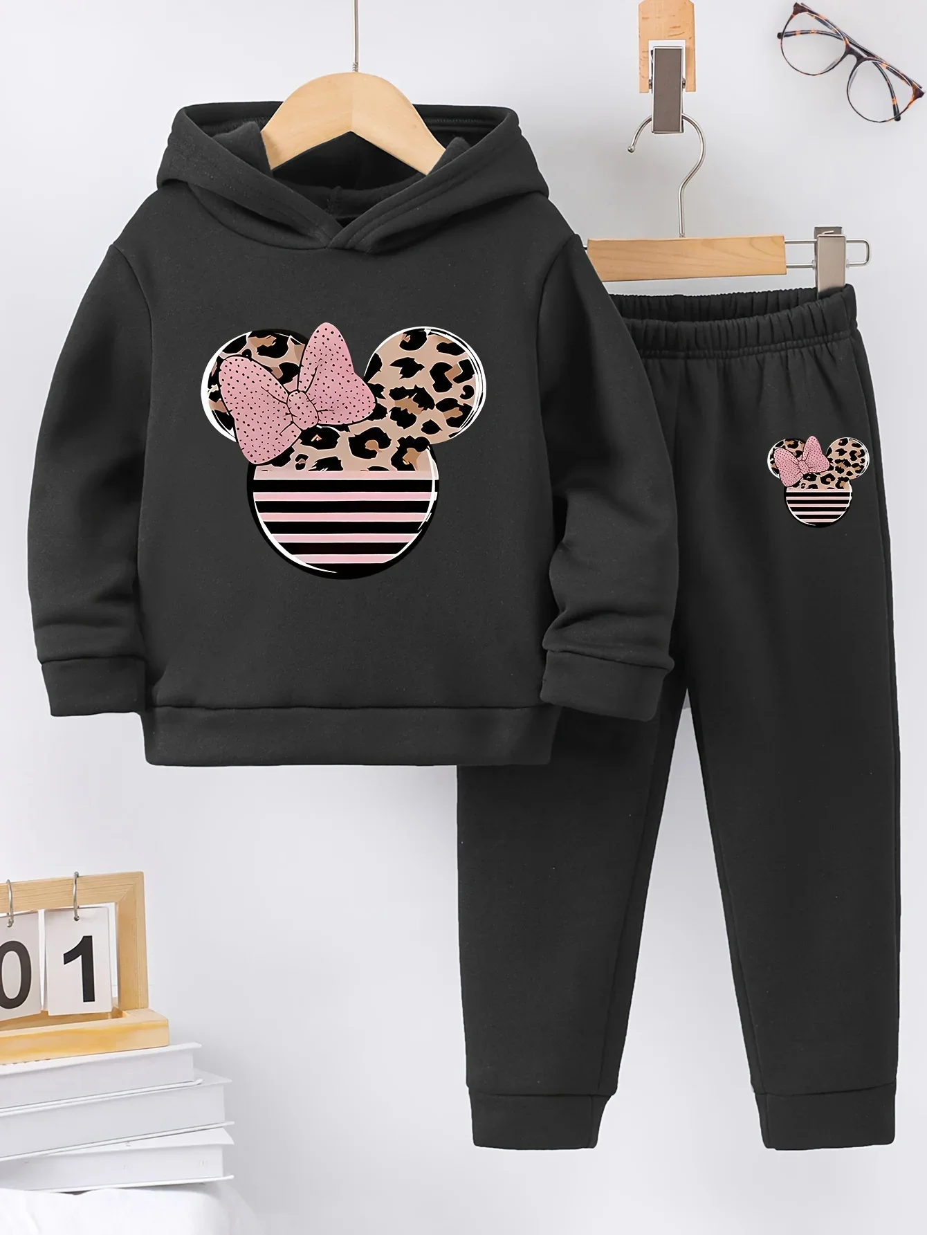 Girls Butterfly Festival Printed Hoodie And Tracksuit Pants Set Warm Fleece Lined Fall Winter Fashion Exquisite 2-Piece Outfit