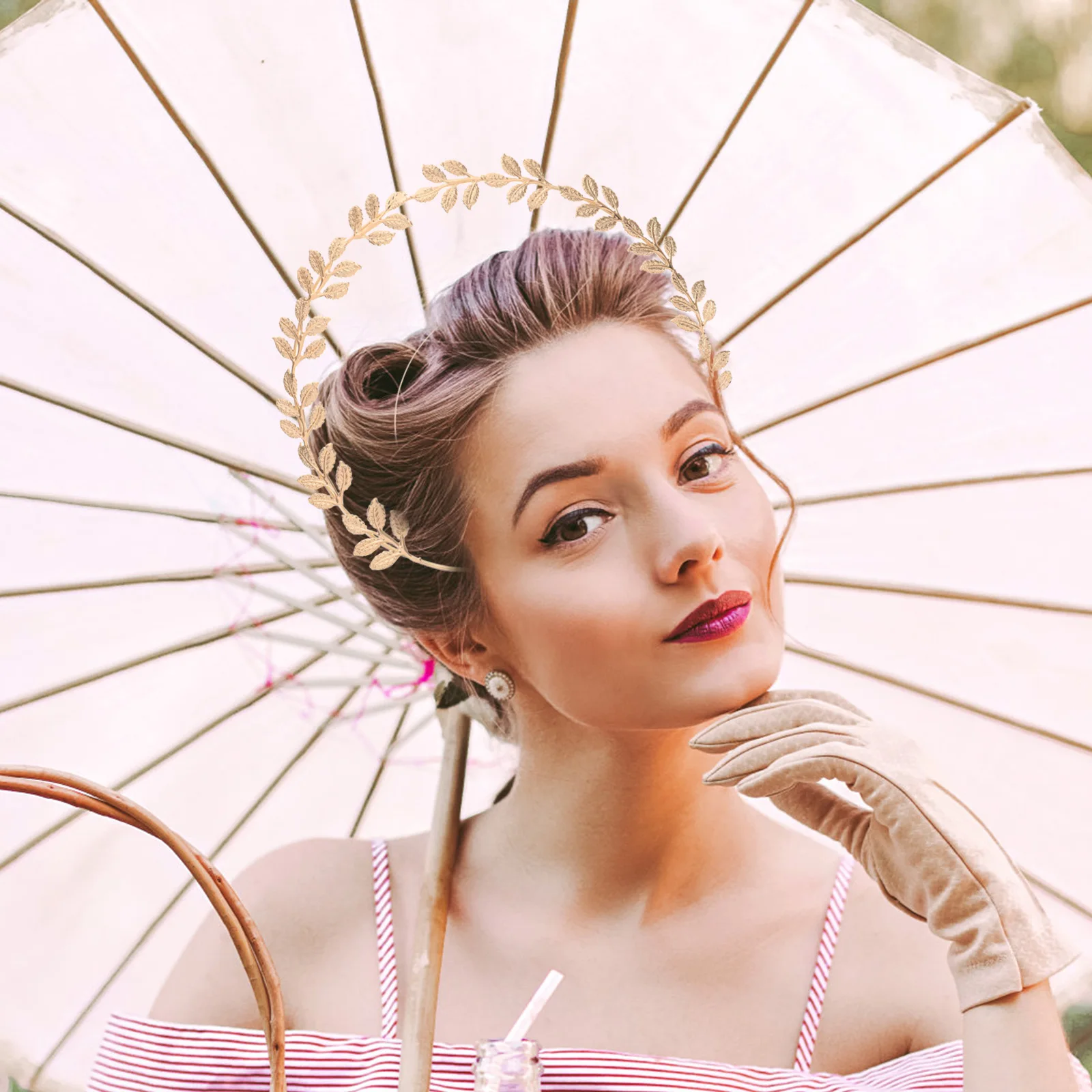 

Golden Pearl Crown Headband Baroque Bridal Tiara Headpiece for Wedding Festival Prom Goddess Costume Hair Accessories