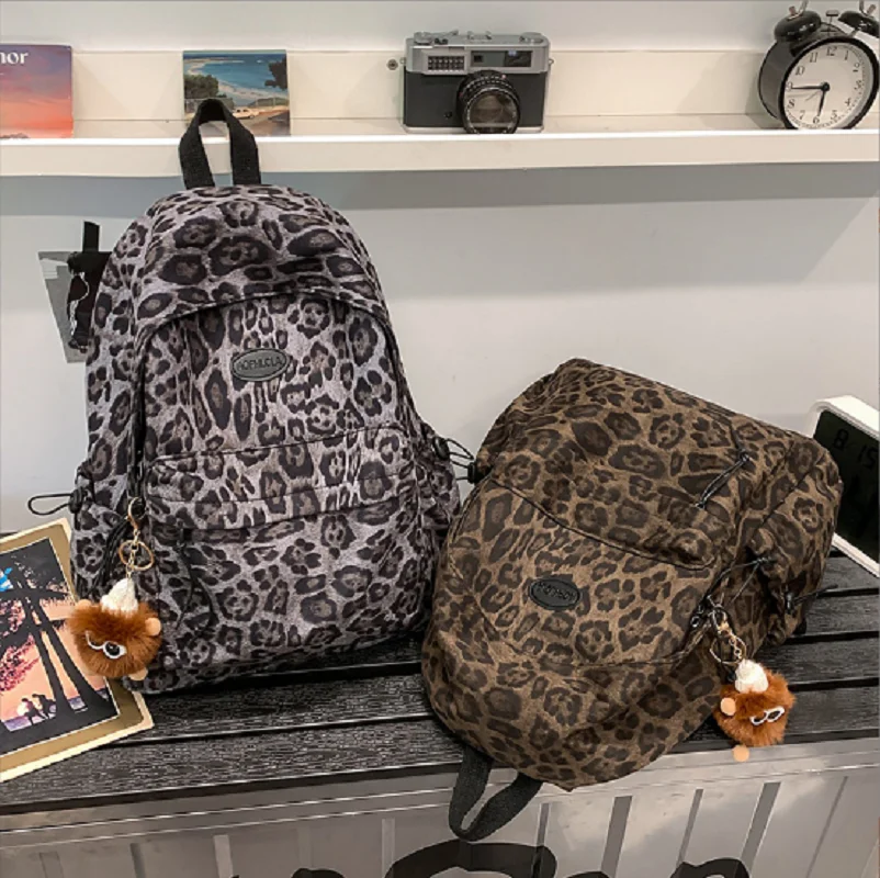 

2025 New Korean Fashion Leopard Waterproof Nylon Travel Backpacks Men Women's Large Capacity Shoulder Bags Laptop School Bag