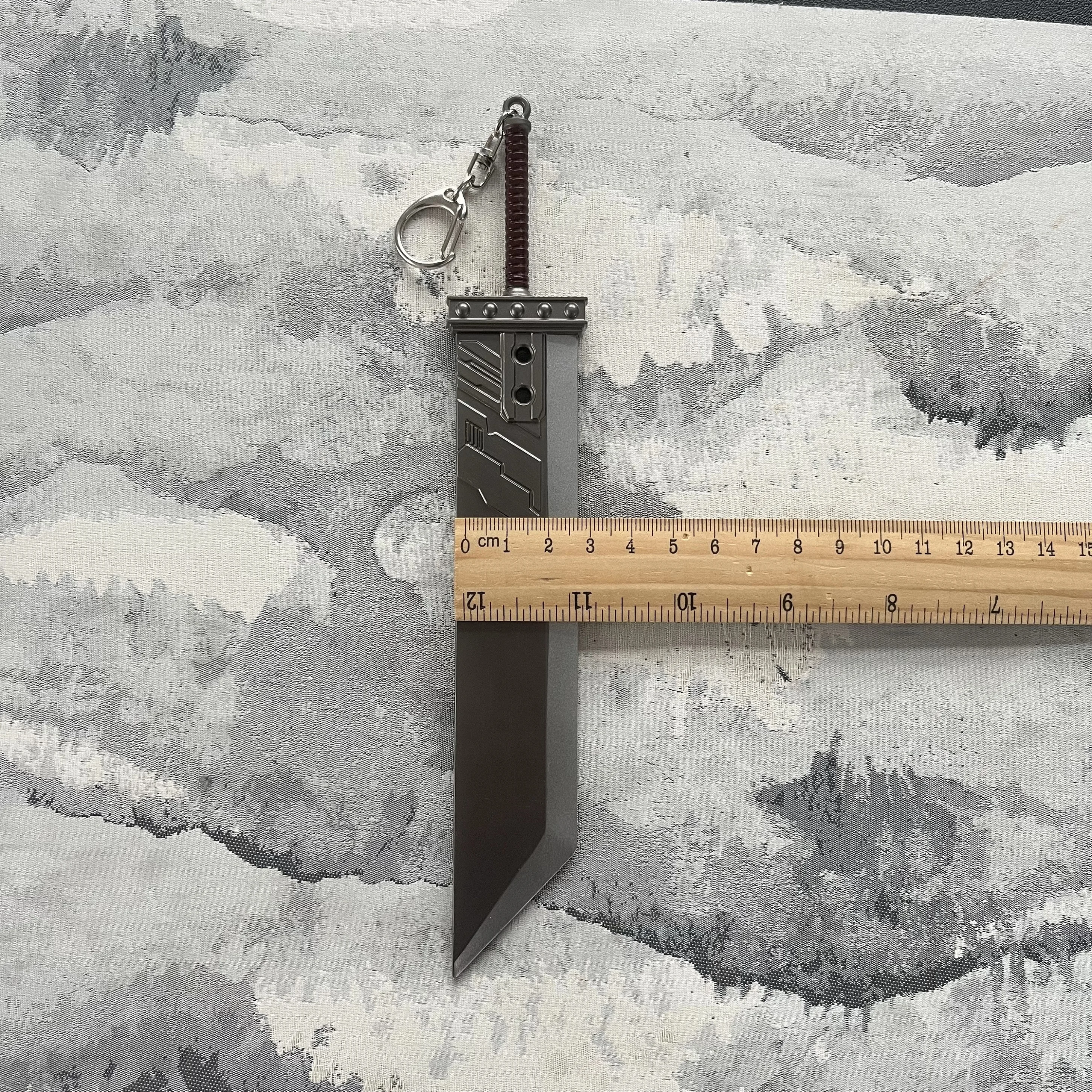 ファンタジーゲームの武器のおもちゃ,金属製の剣,家の装飾品,サムライからのナイフの工芸品,雲の戦い,22cm