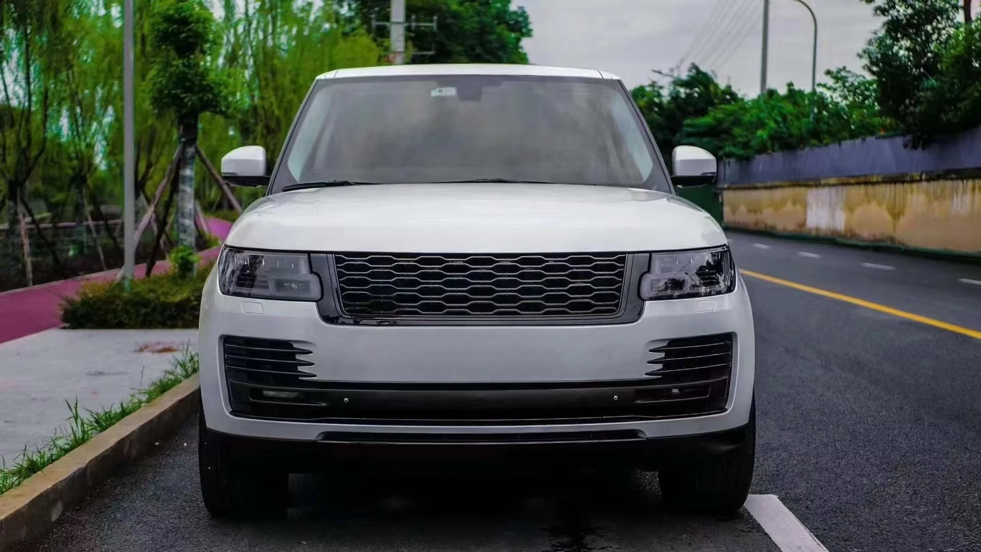 

Front and Front Headlight Cover L405 2013 2020 + Body Kit Upgraded New OEM Car Bumper