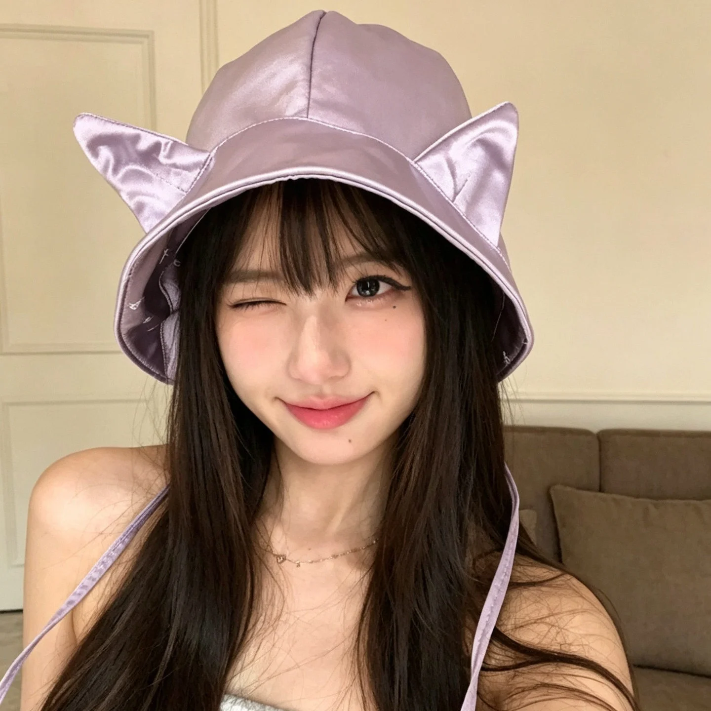 Vintage reversible Cat ears Steamed cat-ear shaped bread satin banded fisherman hat female fashionable face revealing small hood