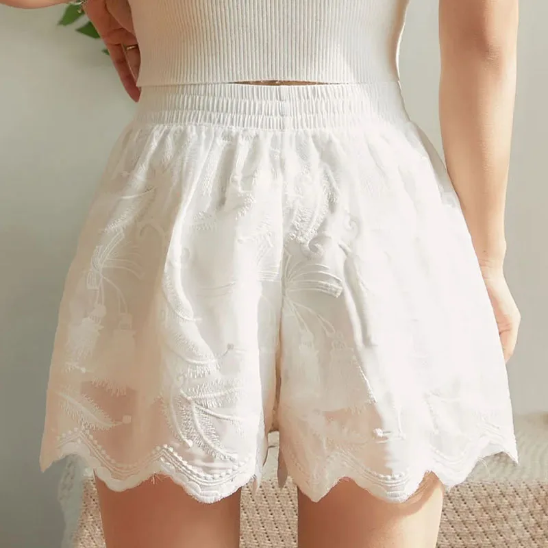 Elegant White Lace Embroidery Knickers Women Loose Ruffle Jk Anti Glare Safety Shorts Comfort Casual Homewear Shorts Underskirt