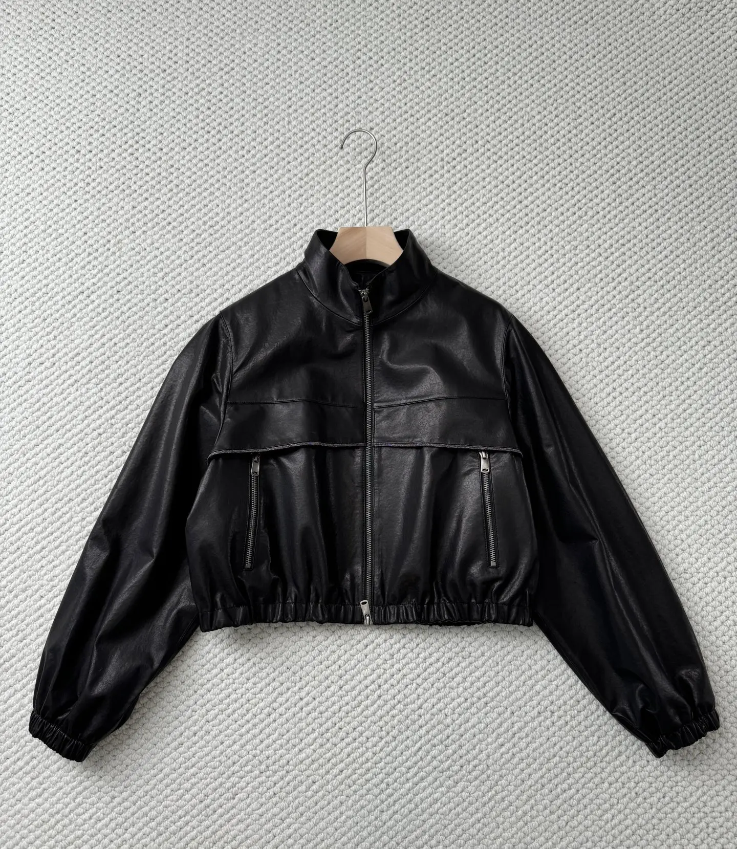 Spring And Summer New High Quality Fashion Retro Stand Collar Short Beaded Leather Jacket For Women