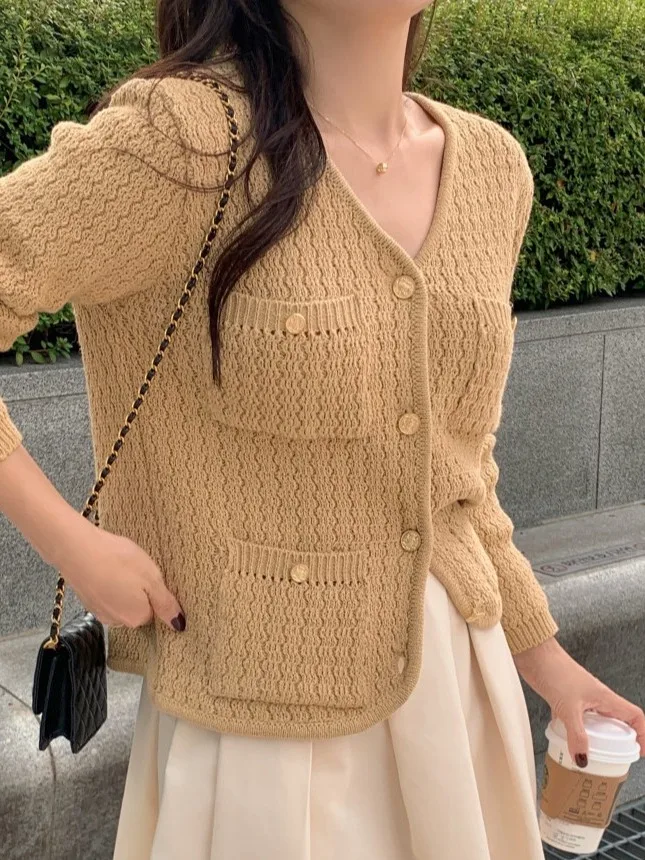 

Retro Chic Knitted Jaet Women's ort V-ne Slimming Sle Autumn Faionable Open Cardigan Polyester Fiber 00%
