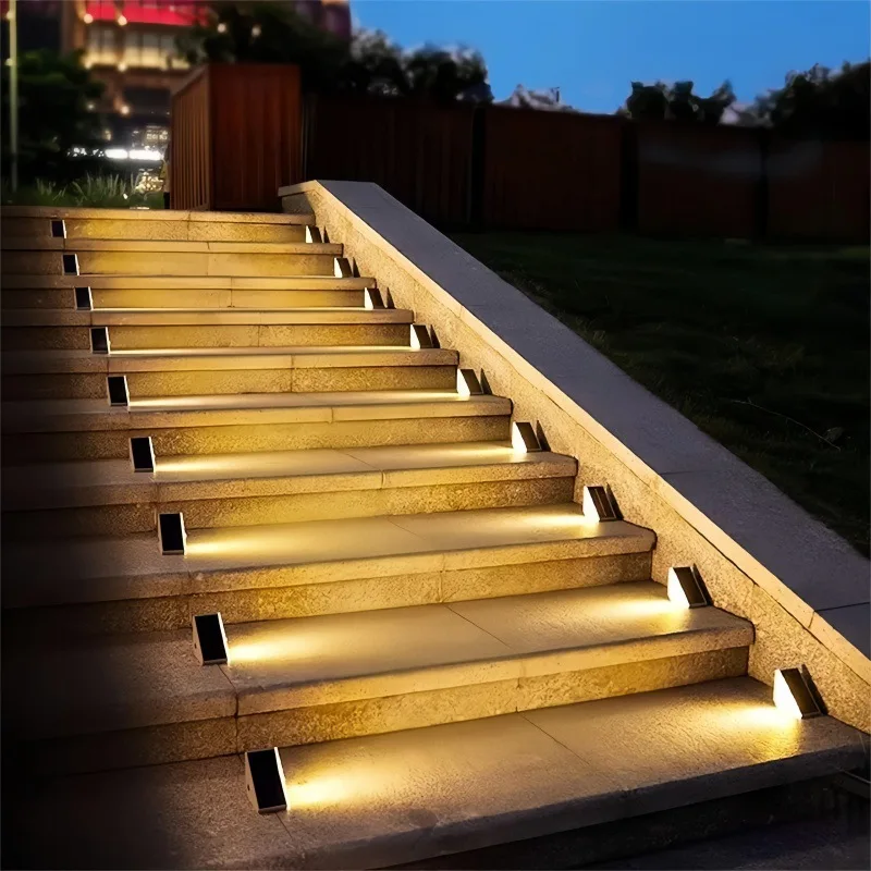 

Lighten the burden of the earth and add light to life - intelligent solar stair light