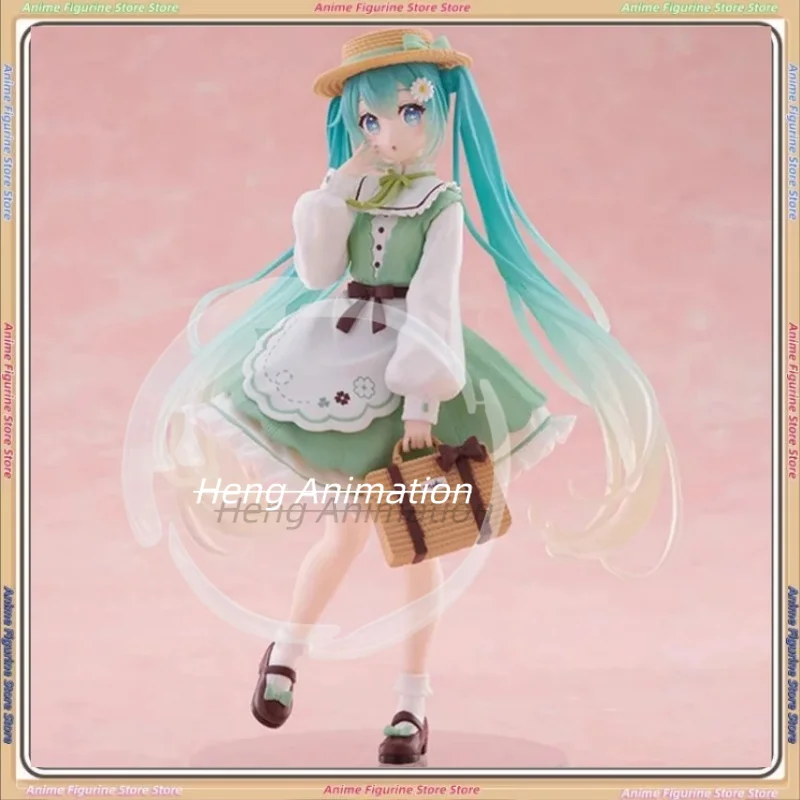 Disponibile TAiTO Hatsune Miku Fashion Figure Country Ver. Giocattolo da collezione di modelli di action figure anime in PVC 18 cm