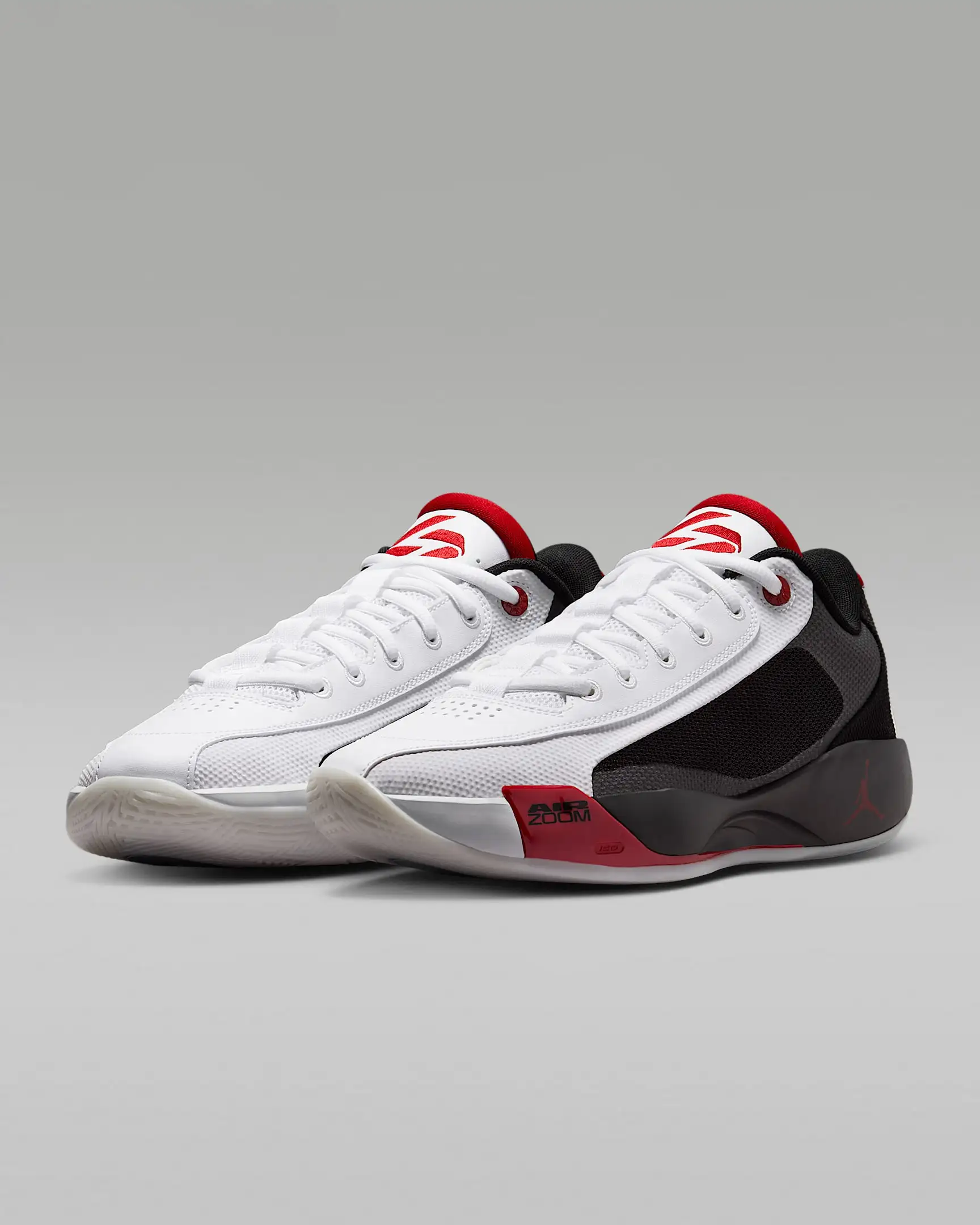 Jordan Luka.77 PF حذاء كاجوال مريح ومتعدد الاستخدامات ومقاوم للانزلاق ومتين ومنخفض القطع للرجال HF0819-001 #5