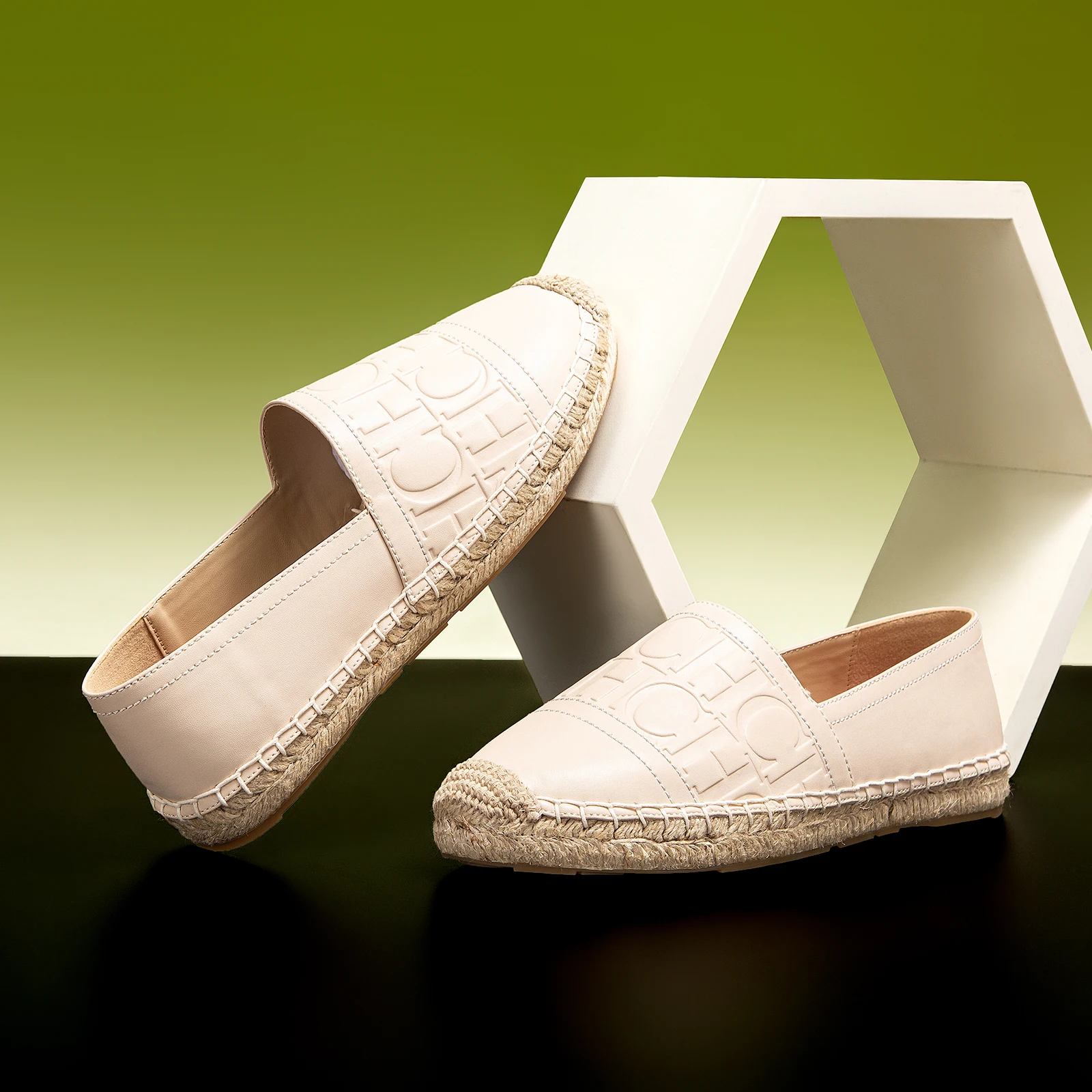 2025 New Luxury Brand Leather British Retro Flat Round Toe Loafers Lazy Loafers
